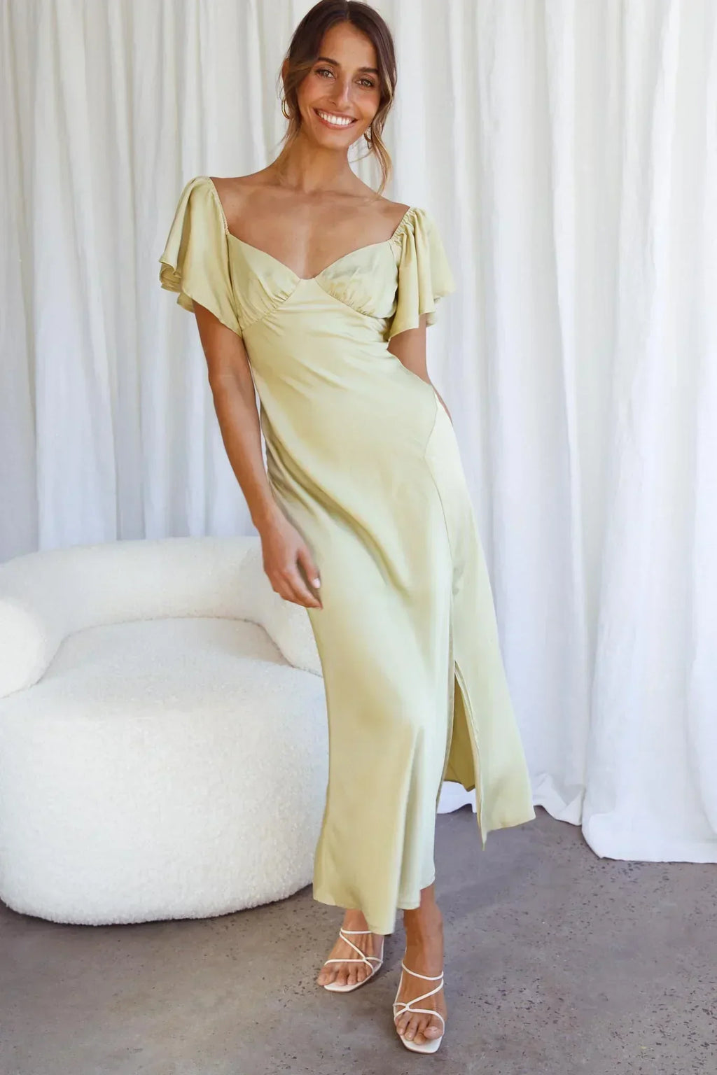Park Avenue Flutter Sleeve Side Split Midikleid Matcha