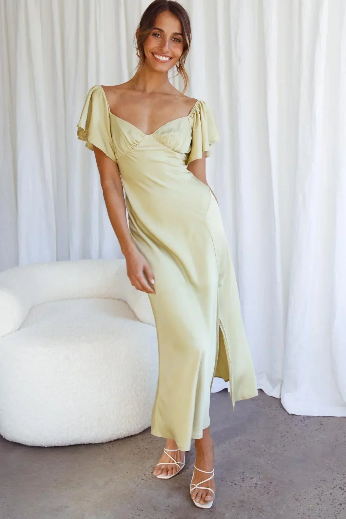 Park Avenue Flutter Sleeve Side Split Midikleid Matcha
