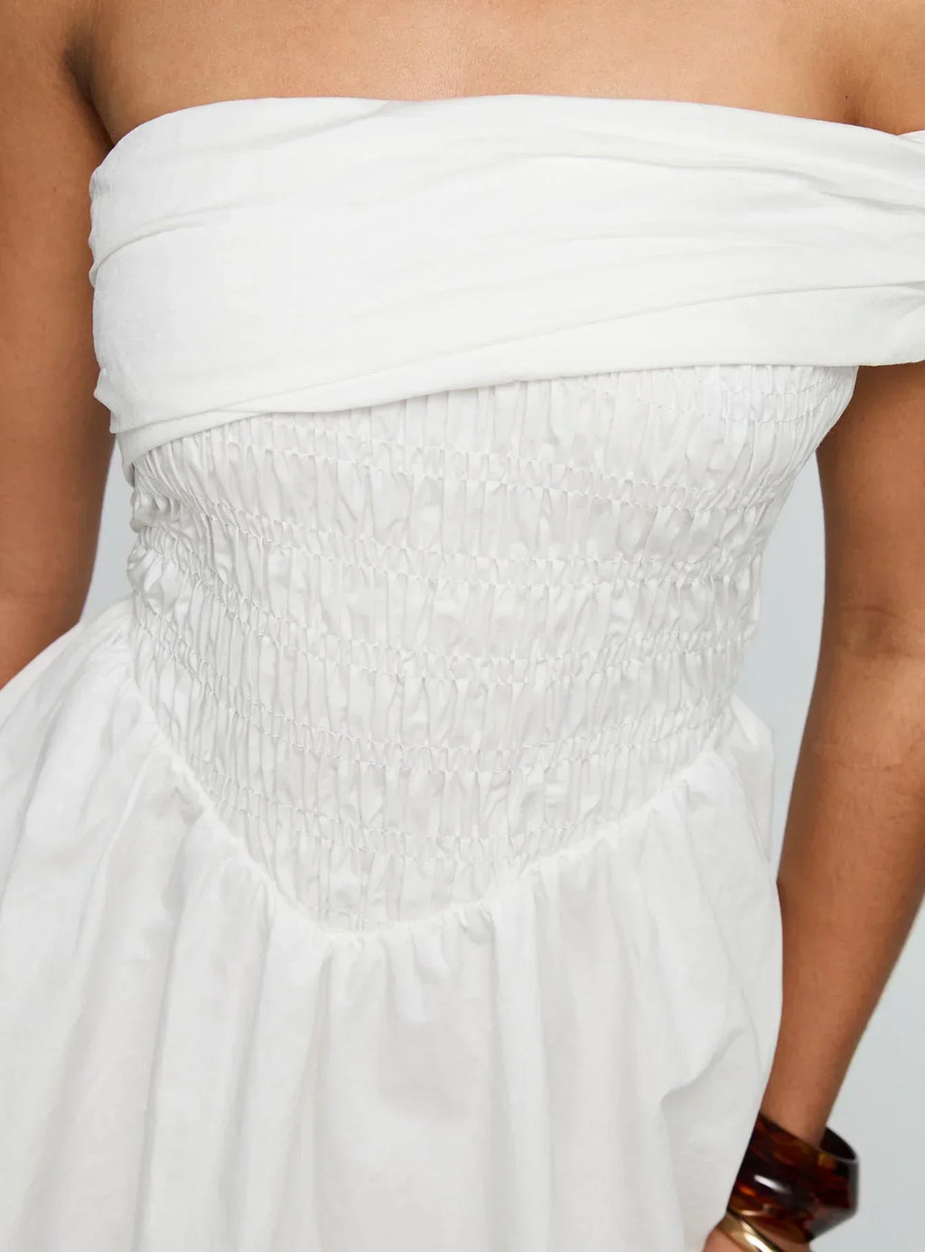 Fruitful schulterfreies Minikleid Weiß