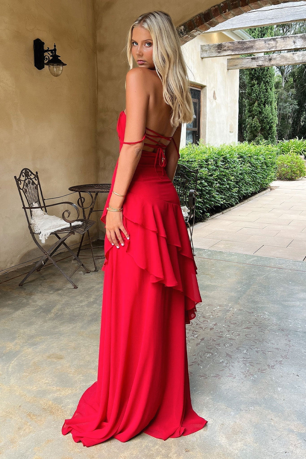 Anais gestuftes Maxi-Rüschenkleid – Rot