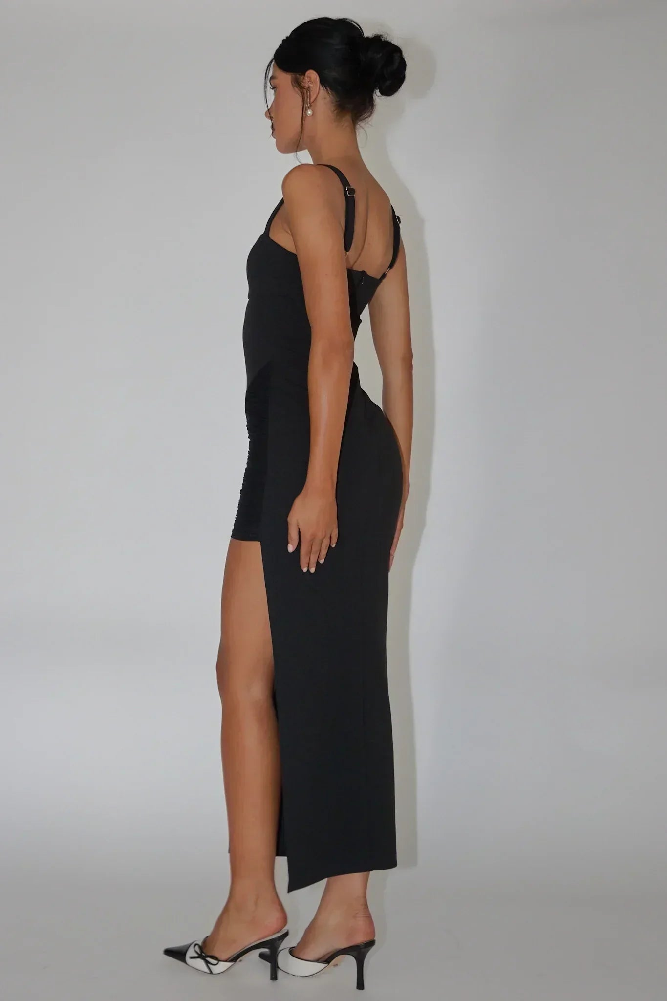 Zenya Split Ruched Midikleid Schwarz