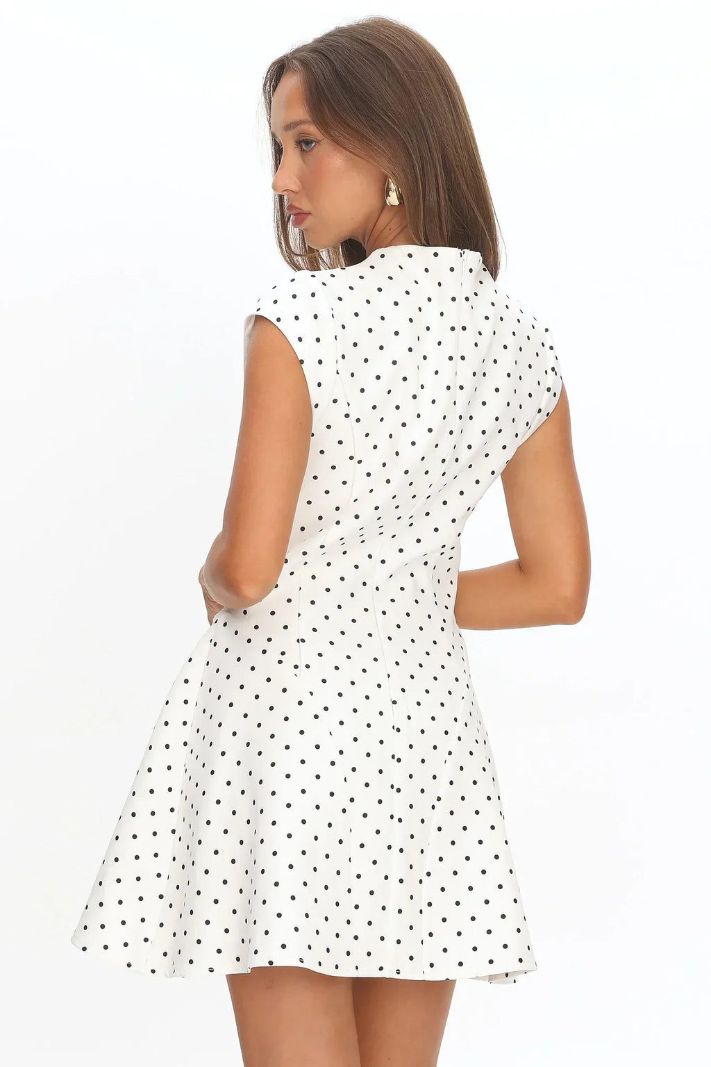 Aristos Mini-Kleid mit Kappenärmeln und weißen Punkten