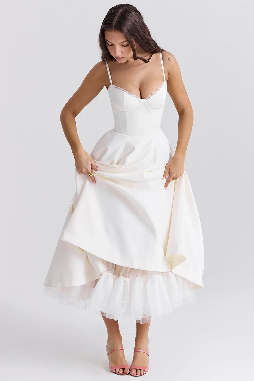 weißes Tüll-Midikleid