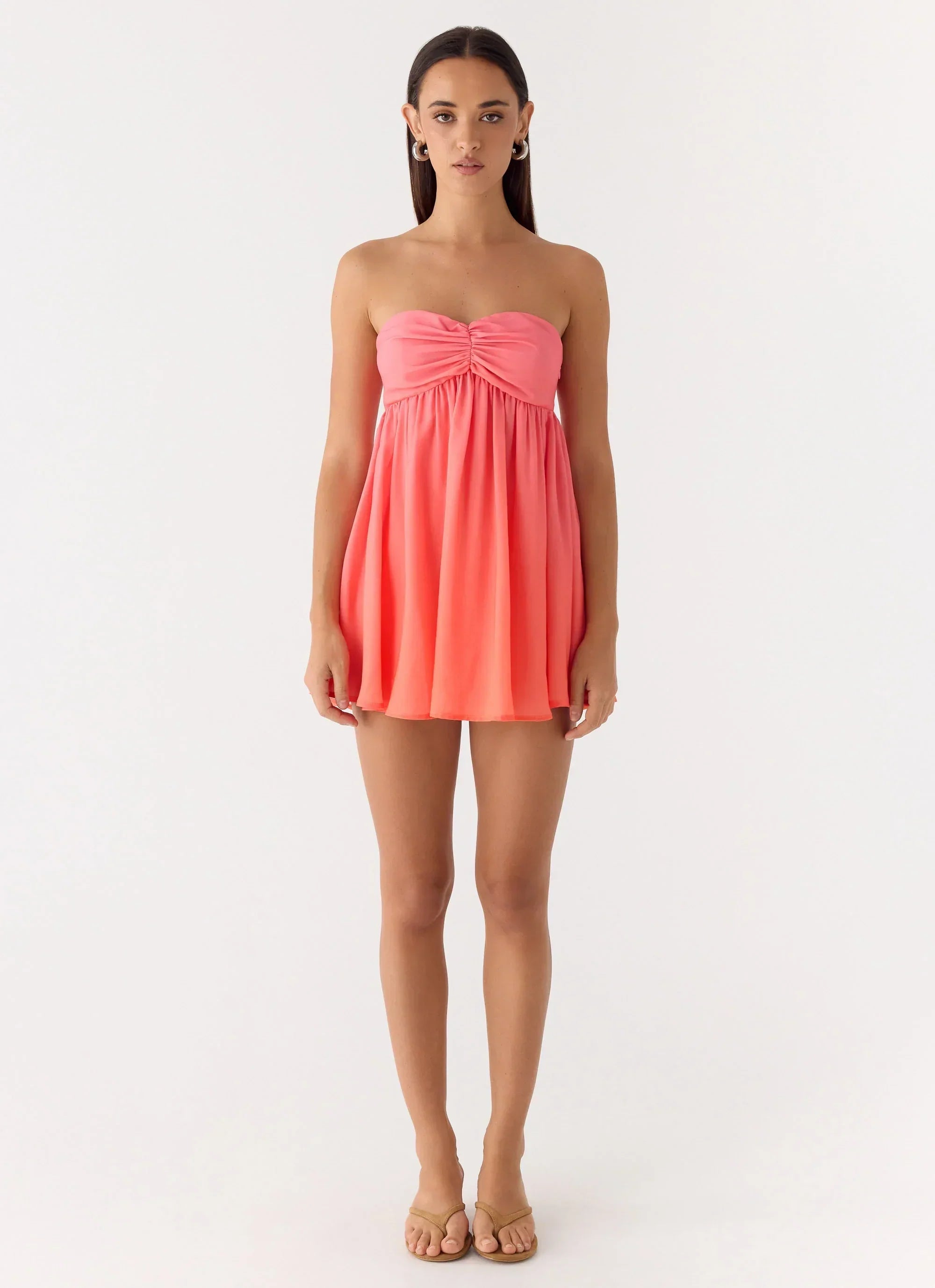 Trägerloses Minikleid Elevare – Sonnenuntergang-Ombre