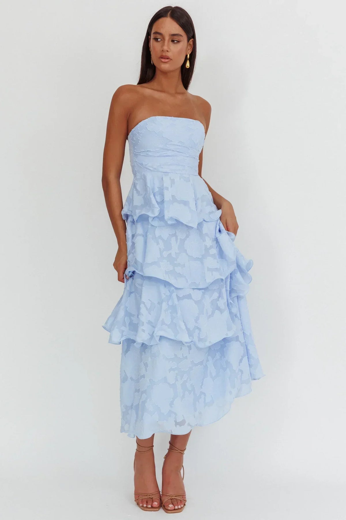 Trägerloses Midi-Kleid „Giavana“ mit Blumenprägung und Lagenlook, Blau