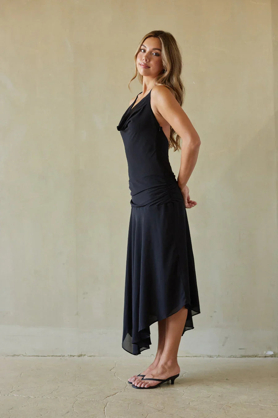 Cora Chiffon Neckholder Midikleid