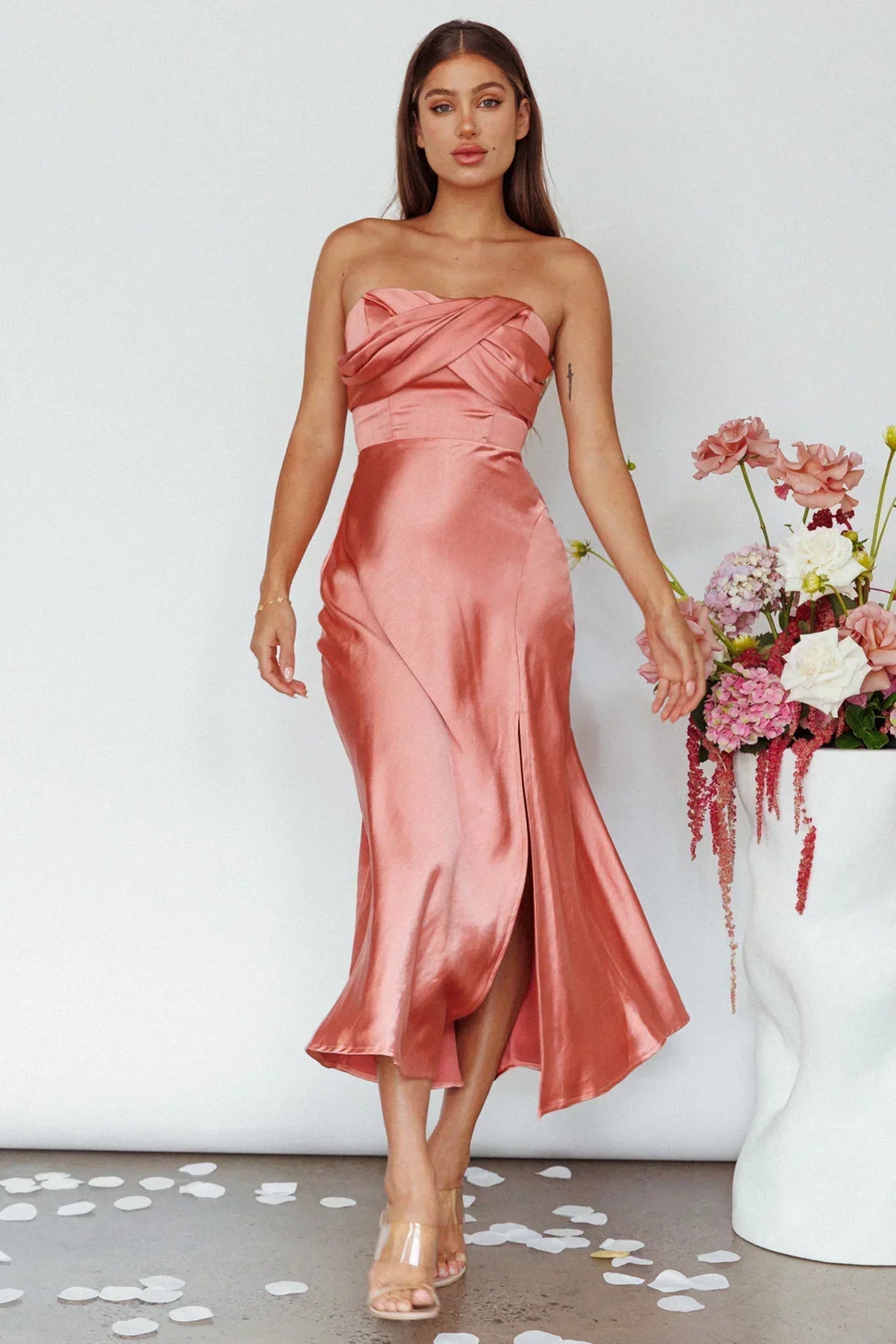 Yvette Wickelausschnitt Midikleid Desert Rose
