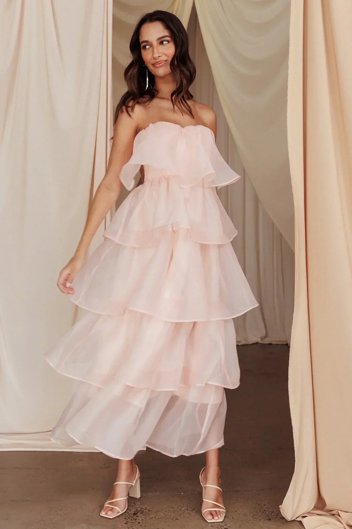 Behati Stufenkleid Midi Rosa