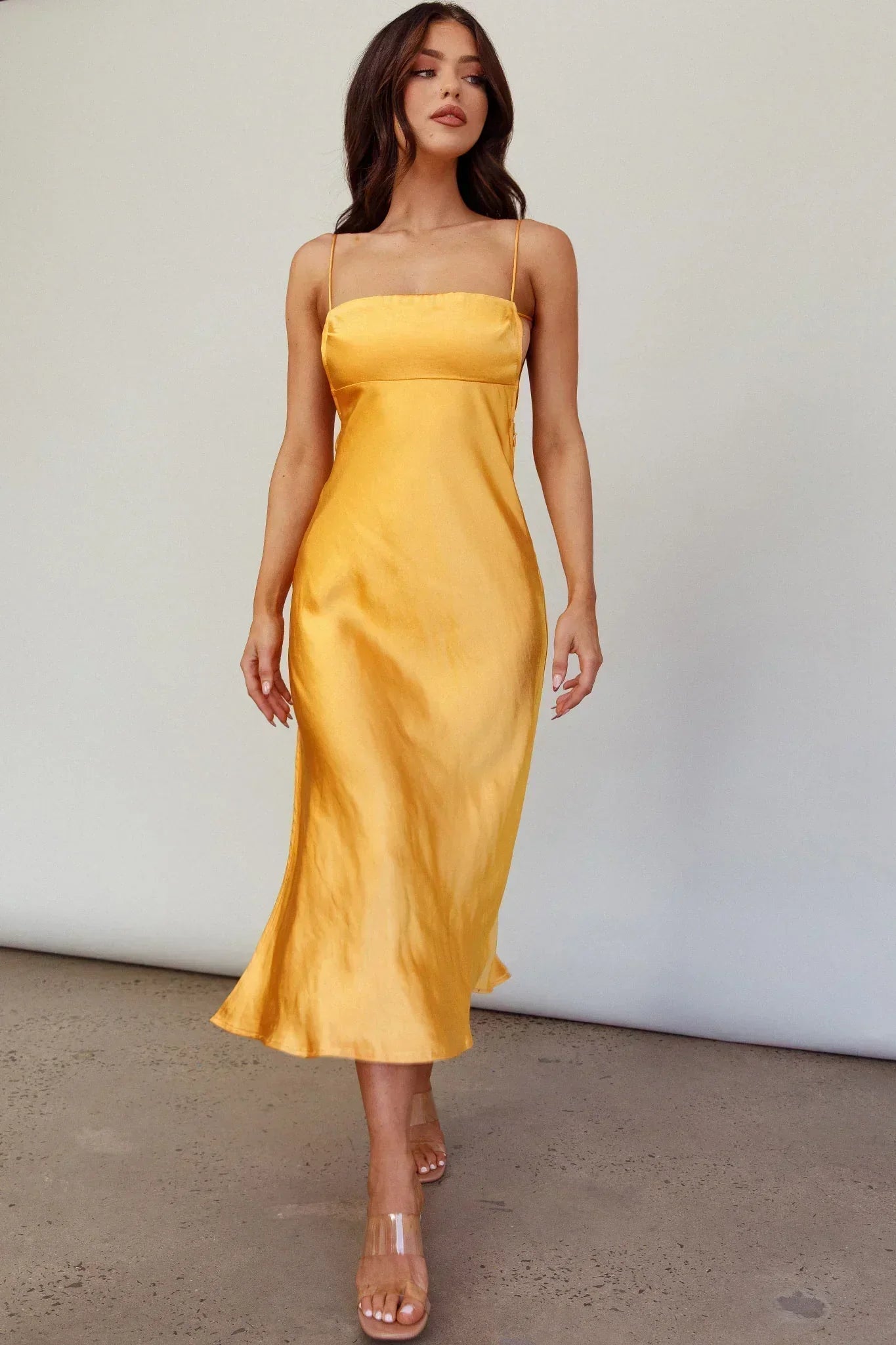 Dolce Life Midikleid mit tiefem Rückenausschnitt Orange