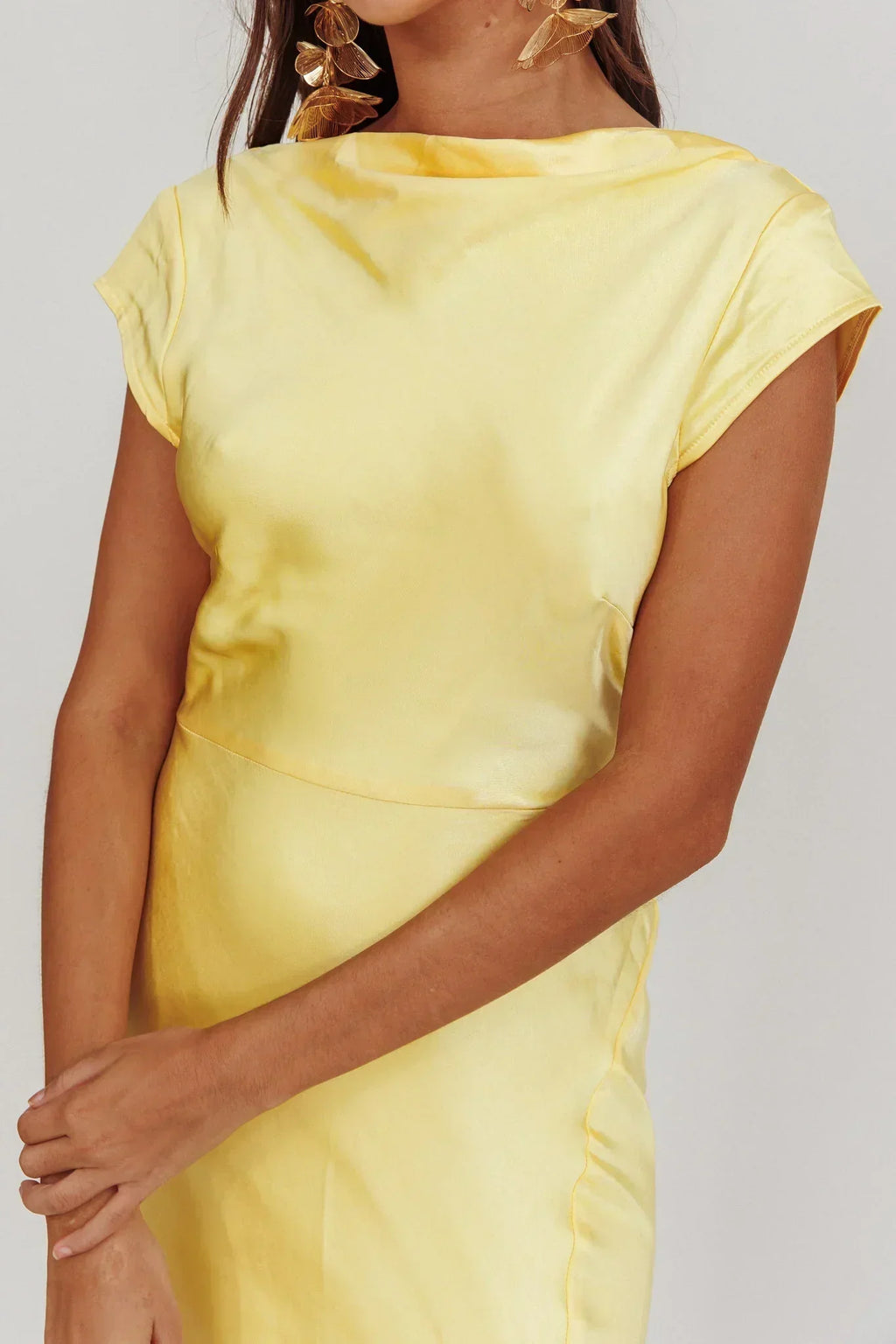 Lucinda Twist-Back Midikleid Butter