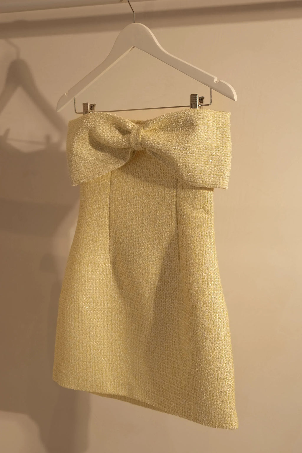 MESHKI Elizabeth Tweed-Minikleid mit Schleife – Lemon