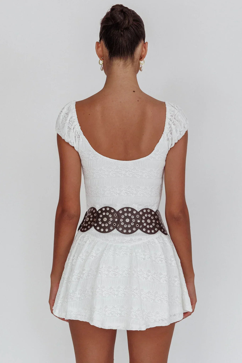 Mirela Minikleid aus Spitze mit Flügelärmeln, weiß