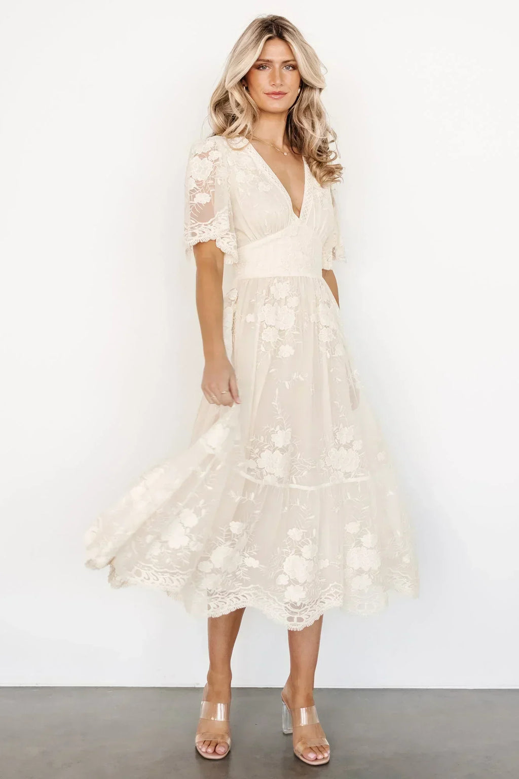Clarisa Spitzen-Midikleid | Vintage-Creme