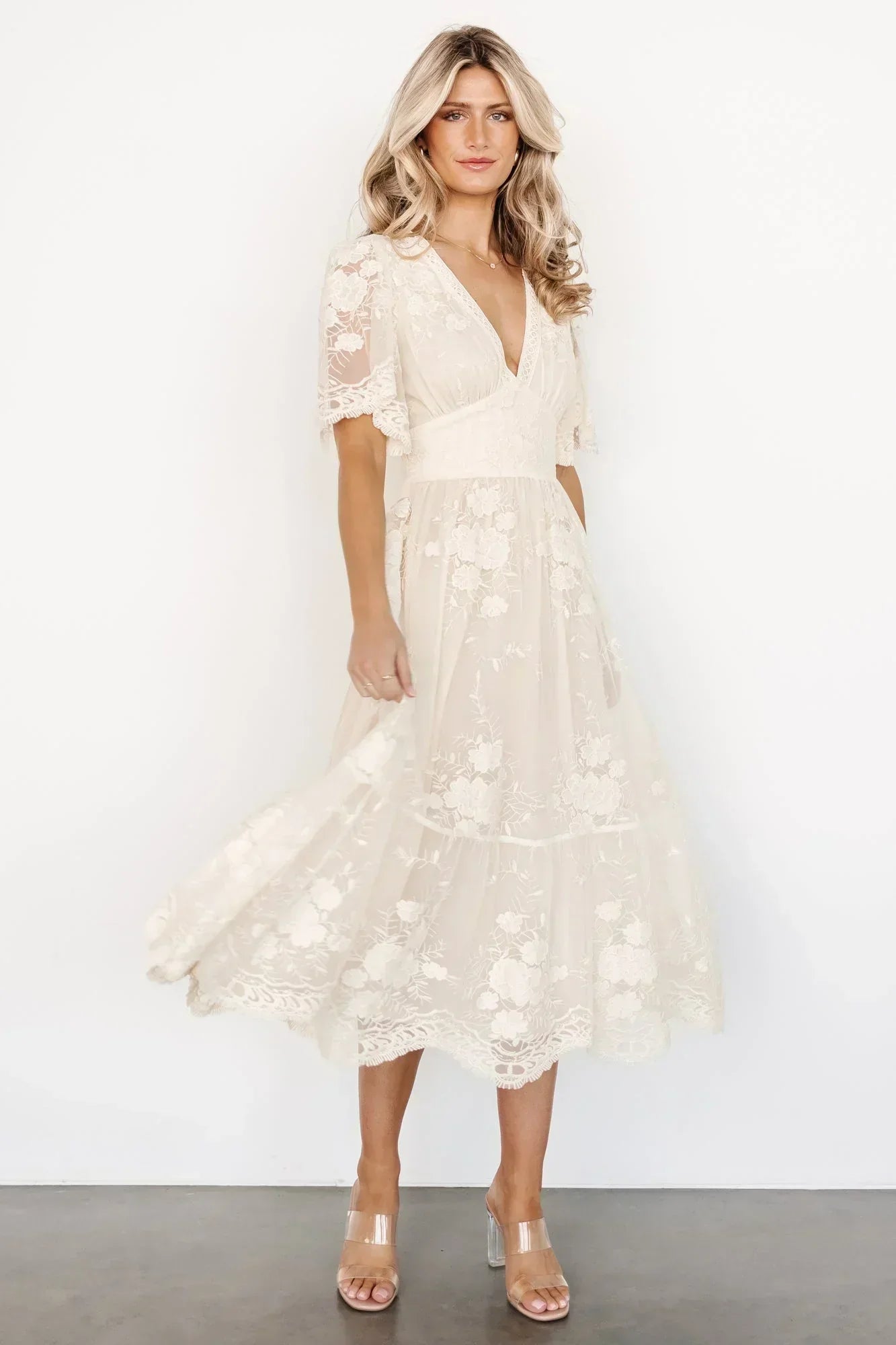 Clarisa Spitzen-Midikleid | Vintage-Creme