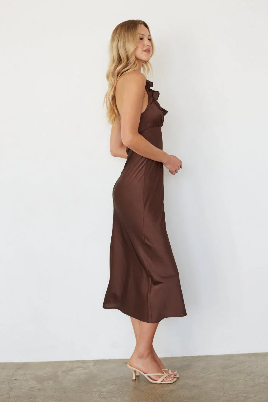 Mika Ruffle Neckholder Midikleid